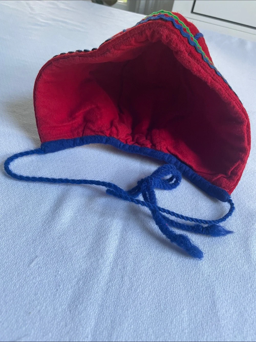VINTAGE HANDMADE WOOL Bonnet Red Scandinavian Hat Cap Winter Toddler